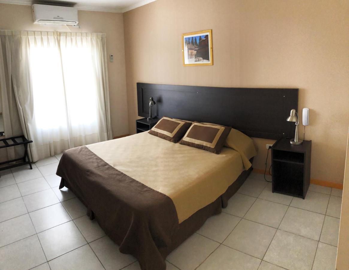 Apart Hotel Granada Неукен Экстерьер фото